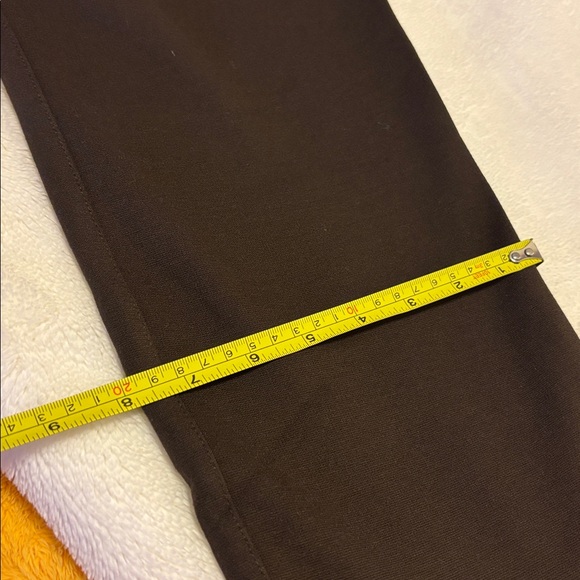 EUC INC Stetchy thick casual pants with gold accent, excellent quality! - Picture 12 of 13